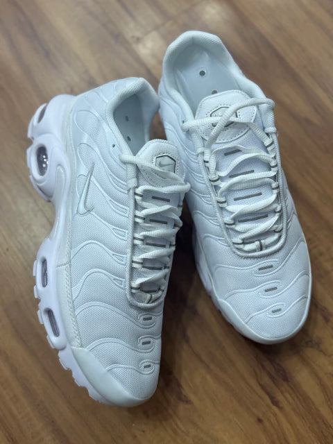 NIKE AIR MAX PLUS TN - BRANCO