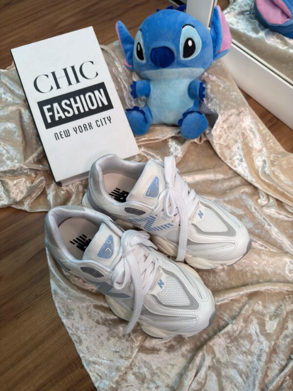 NEW BALANCE 9060 Prem. - BCO AZUL