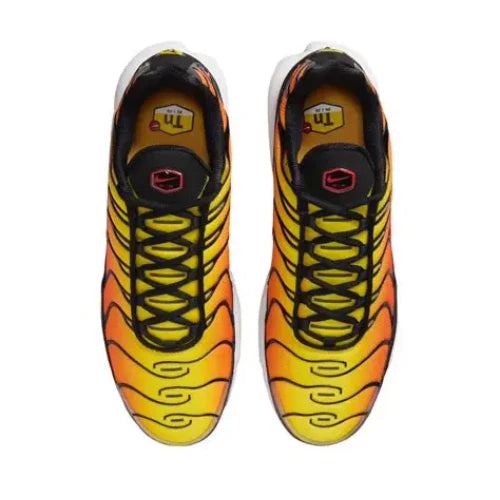 NIKE AIR MAX PLUS TN - LARANJA FOGO