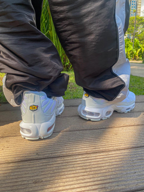 NIKE AIR MAX PLUS TN - BRANCO