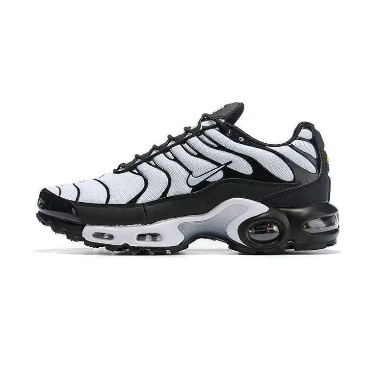 NIKE AIR MAX PLUS TN - "OREO"