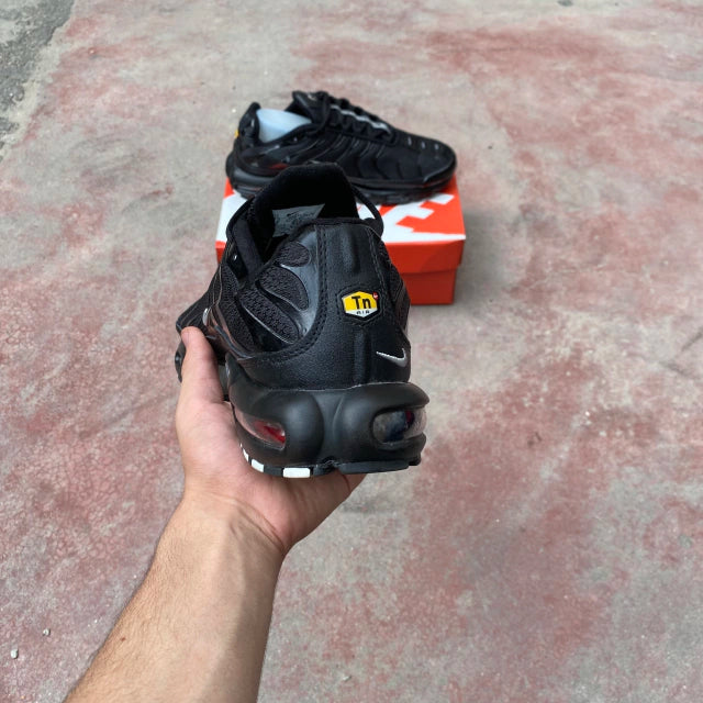 NIKE AIR MAX PLUS TN - PTO PRATA