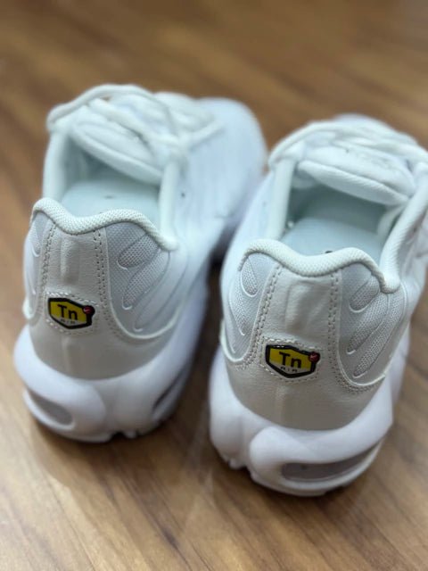 NIKE AIR MAX PLUS TN - BRANCO