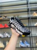 NIKE AIR MAX PLUS TN - PTO METALICO