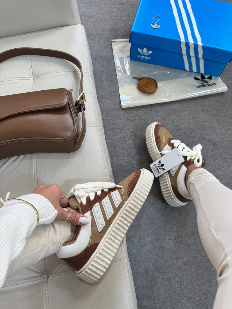 Adidas Space Casual Marrom e Branco