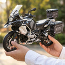 Miniatura de motocicleta BMW R1250 GS ADV em escala 1:6