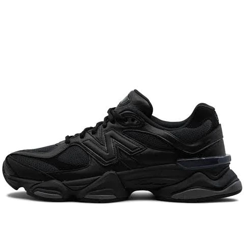 NEW BALANCE 9060 Prem. - ALL BLACK